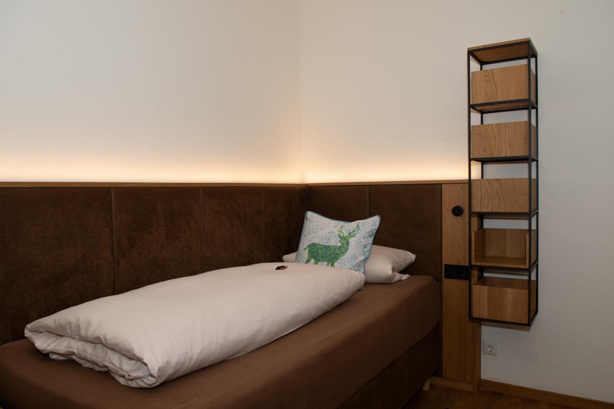 Hotel Bockmaier Oberpframmern Bagian luar foto